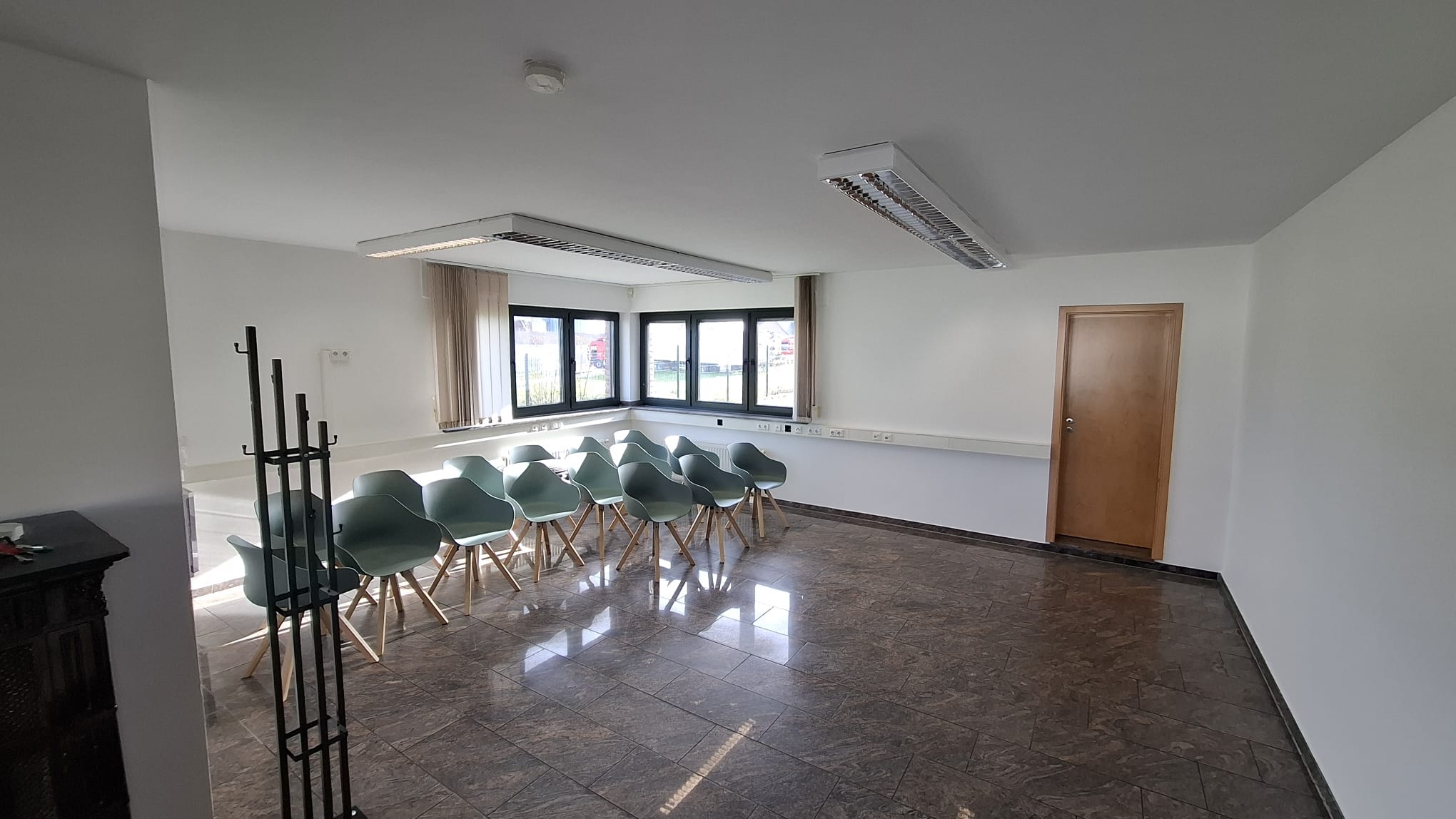 Tagungsraum mit Bestuhlung